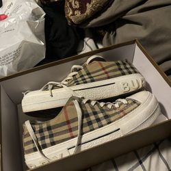 Burberrys 