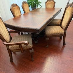 Dining table with 6 chairs