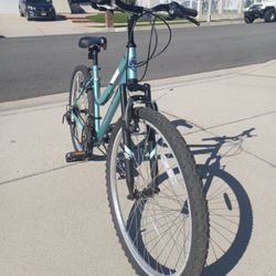 Huffy 26” Rock Creek 18-Speed Mountain Bike