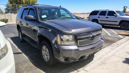 Parts Only off Tahoe, 2011, 5.3 Engine, No Trans, Body and Interior, Suspension, Lots More
