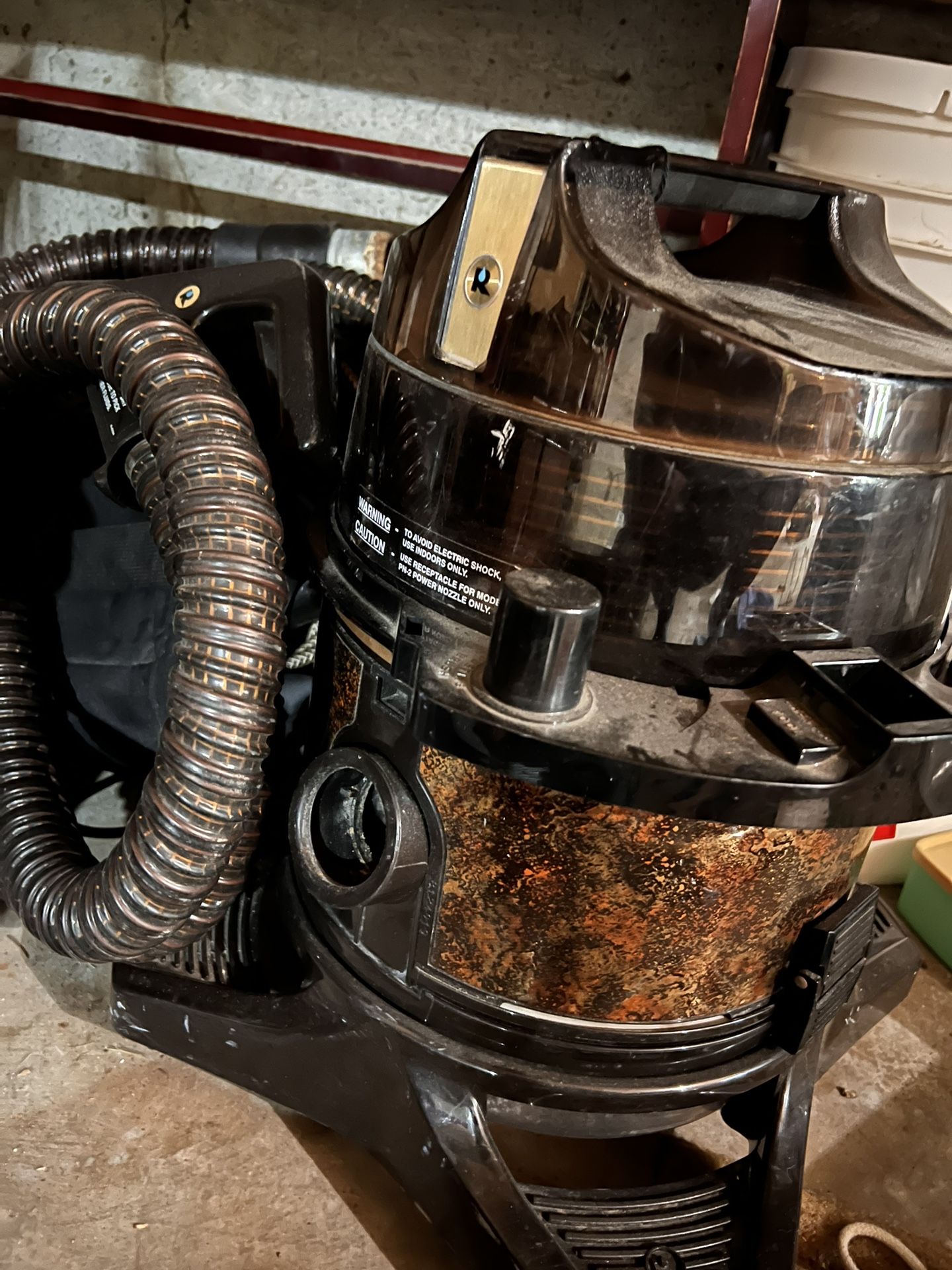 Rainbow Vacuum