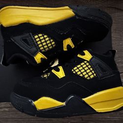 JORDAN 4 RETRO (TD) THUNDER SIZE 7C PREOWNED 