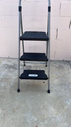 Cosco 3-Step Folding Step Ladder