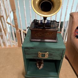 Antique Edison Standard Phonograph 