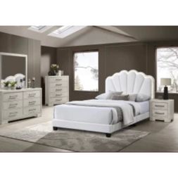 4- Pc Bedroom set Dresser,Mirror  Nightstand (1) Queen size bed frame  Not including Mattress and Box Sp