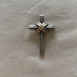 Tiffany & Co 925 - 750 Cross Pendant 