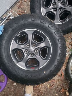 Jeep original rims