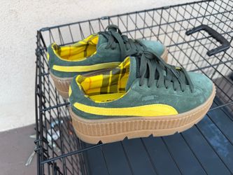 Puma Suede Platform Creeper Sneakers size 71/2