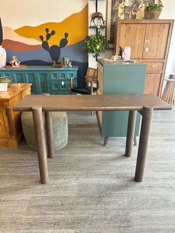 NEW Walnut Console Table / Sofa Table / Modern!