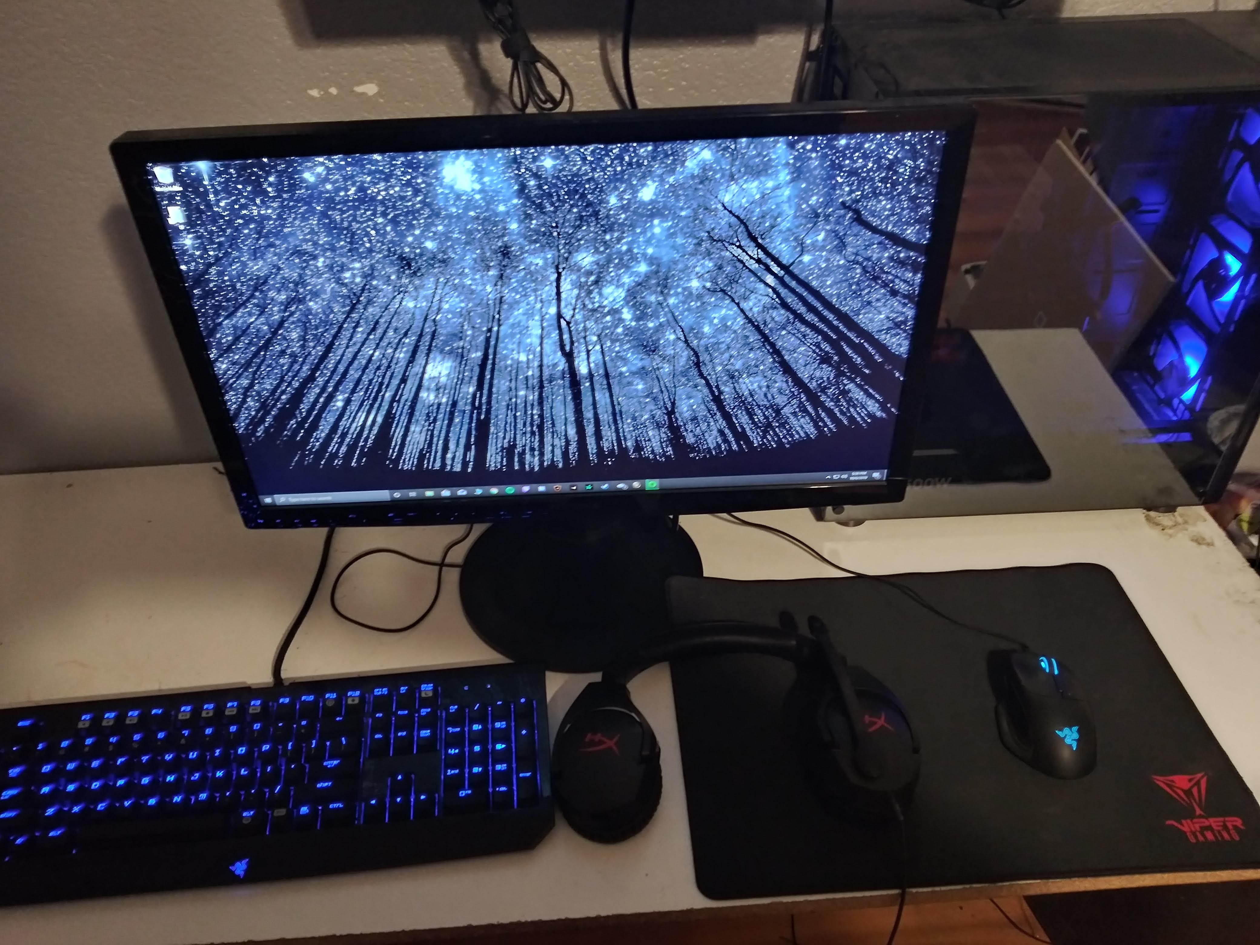 Gaming Computer (Tower, 144HZ Freesync Monitor, Keyboard, Mouse, Headphones, Mousepad)