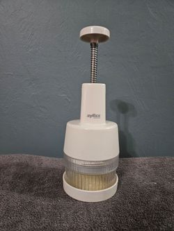 Zyliss Manual Food Chopper