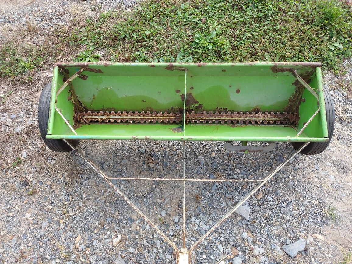 36" Drop Spreader