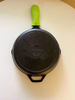 Lodge Cast Iron Skillet (9”)