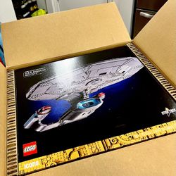 Star Trek USS Enterprise LEGO NEW