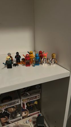 Lego mini figures
