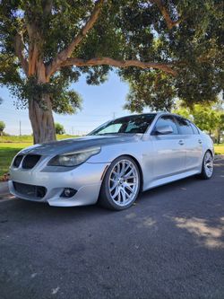 2004 BMW 545i