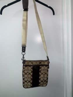 Women’s Coach purse in great condition