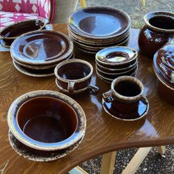 Hull And McCoy Dishware 