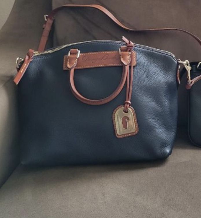 Doone & Burke Handbags W/strap