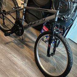 24” Huffy Rock Creek Mountain Bike 