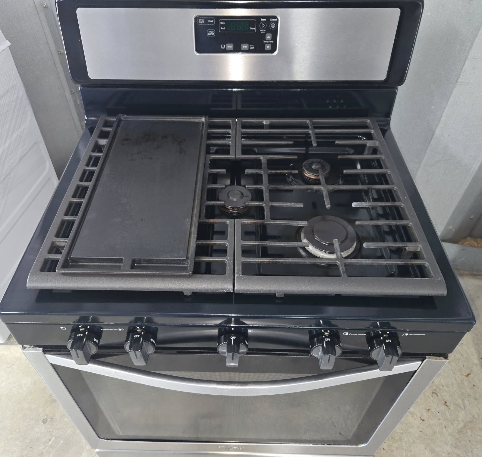 Whirlpool Stainless Steel 5-burner Range/oven