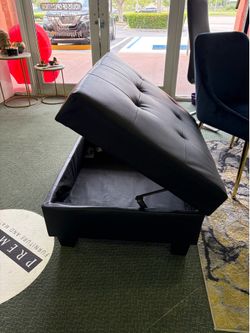 Black leather storage ottoman 🖤