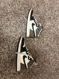 Jordan 1 Retro High Dark Mocha