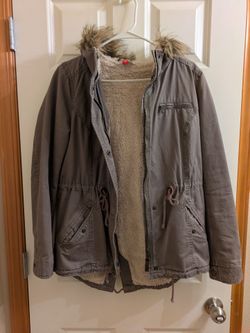 Women's divided by h&m grey sherpa parka jacket size 8
