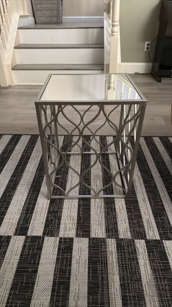 Free End Tables