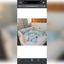 Jacuzzi J-235 Hot Tub - Good โ Fallbrook, CA