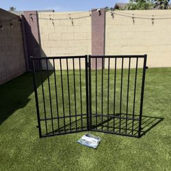 Snuowu 2 Panel freestanding Pet Gate (35th Ave & Bell Rd)