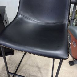 2 Counter High Chair(35each)
