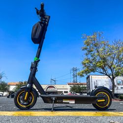 Electric scooter
