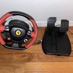 Thrustmaster Ferrari 458 Spider Racing Wheel (Xbox Series X/S & One)