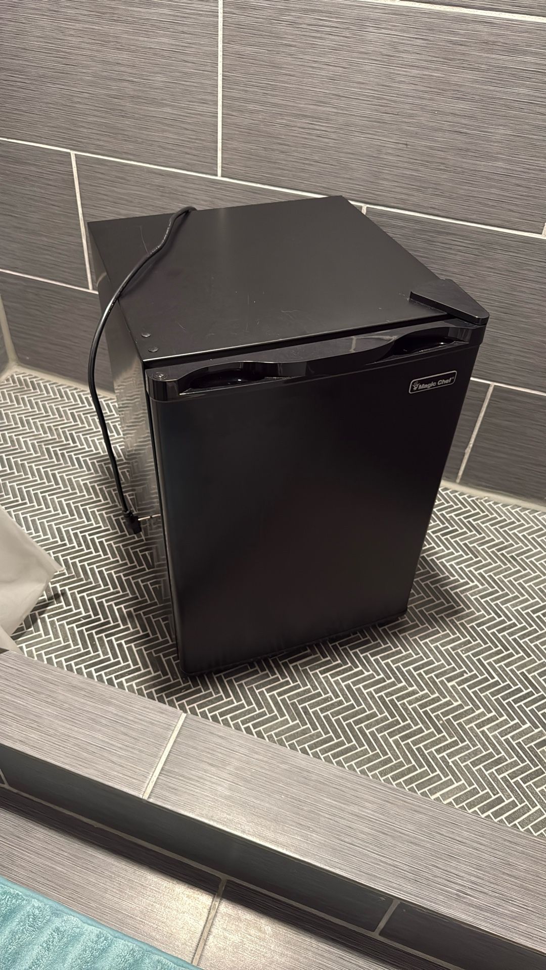 Magic Chef Mini Fridge