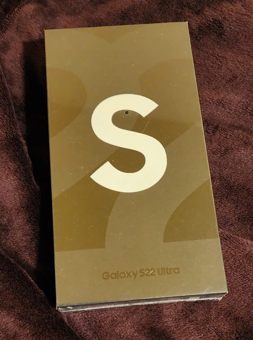Samsung Galaxy S22 Ultra New Factory Unlocked And Sealed