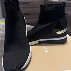 Michael Kors Women’s Booties 