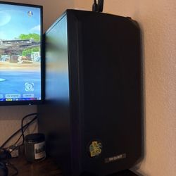 Gaming Pc (monitors Included)