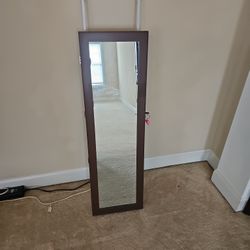 Hanging Jewlry Box With Mirror 