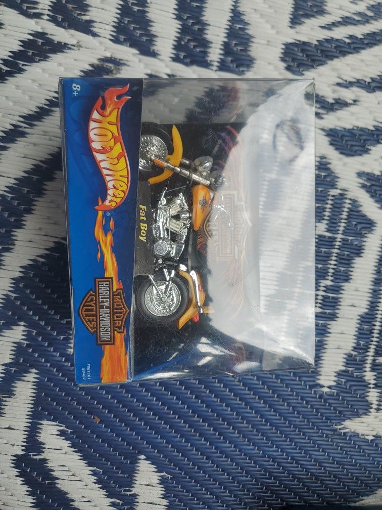 Hot Wheels Harley Davidson "Fatboy"