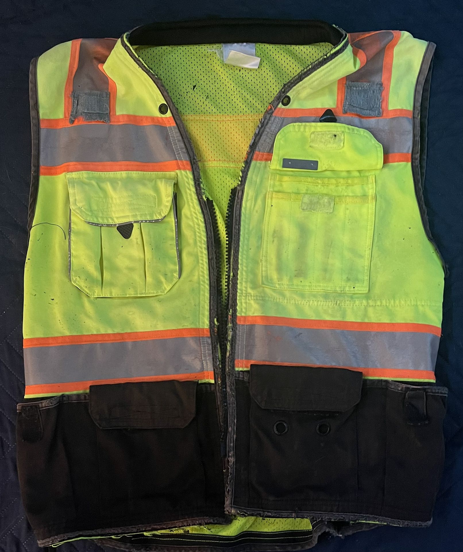 Work Vest Construction ML Kishigo Premium Black Series Surveyors Vest 