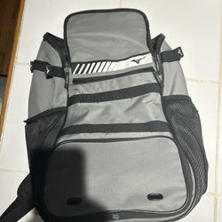 Mizuno Organizer 23 Backpack Like New