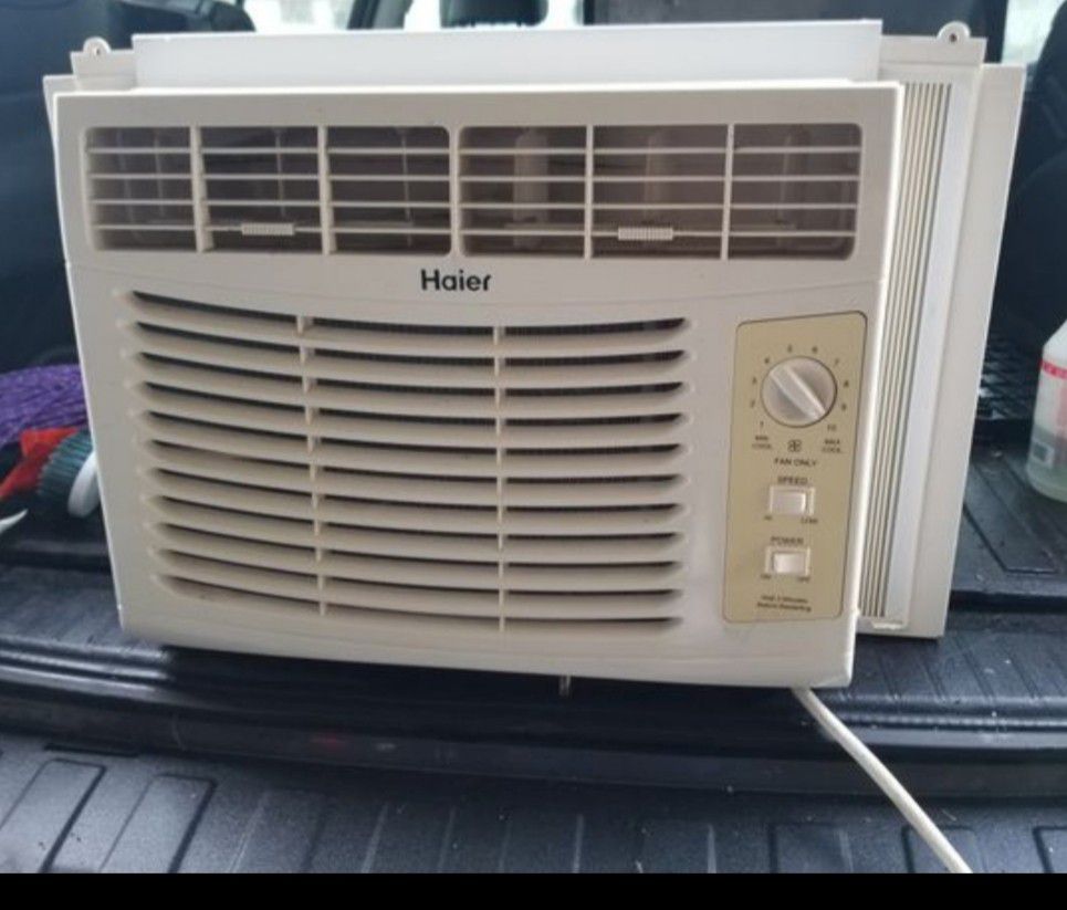 AC- Haier 5,000 BTU Air conditioner $80