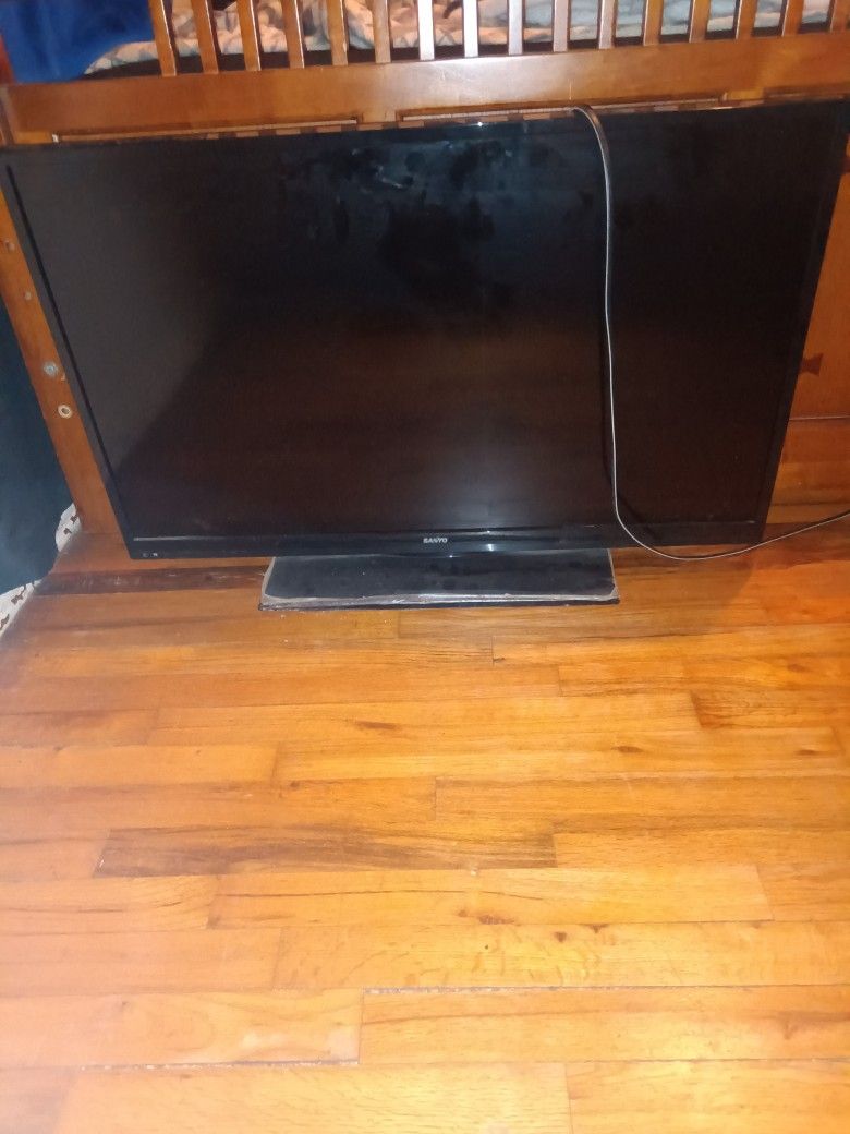 32-43 inch TV 