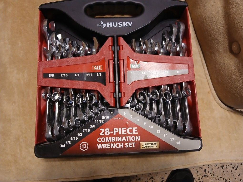 28 Piece Husky Wrench Set Brand New
