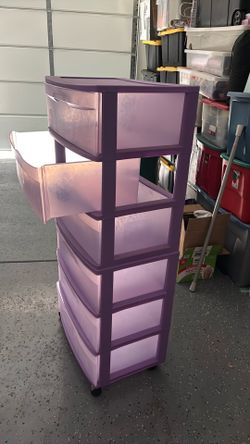 2 purple sterilite with wheels