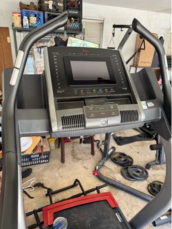 Threadmill