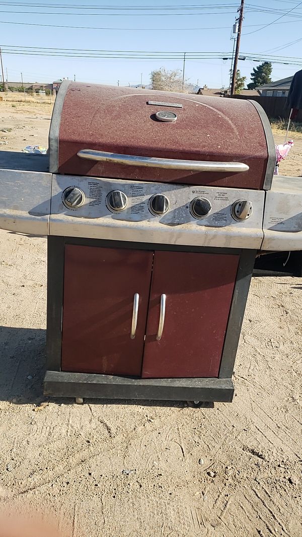 Bbq grill for Sale in Hesperia, CA OfferUp