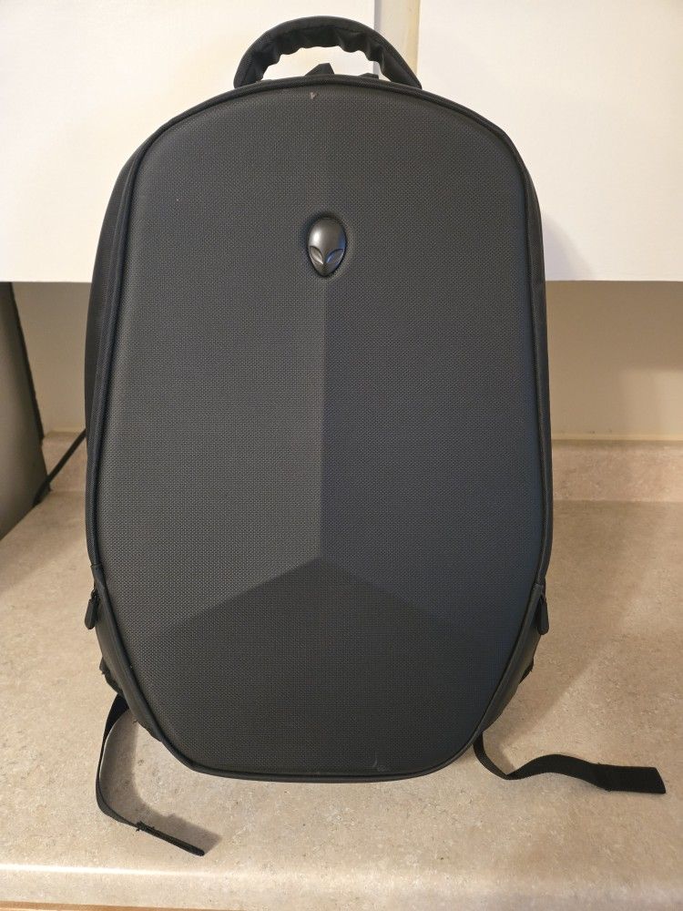 Alienware Vindicator Backpack 17" Gaming Backpack, Computer Bag
