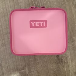 Yeti Daytrip Lunch Bag Lunchbox Cooler